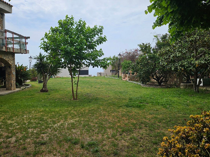 Земельный участок под жилую застройку с инвестиционным потенциалом в Тейя, Барселона. Фото:  21