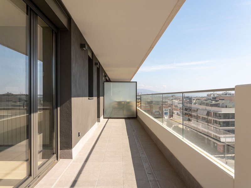 Residencial Marenostrum en Badalona, a 3 km de Barcelona. Foto:  21
