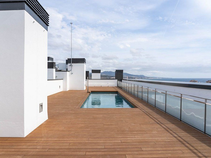 Residencial Marenostrum en Badalona, a 3 km de Barcelona. Foto:  23