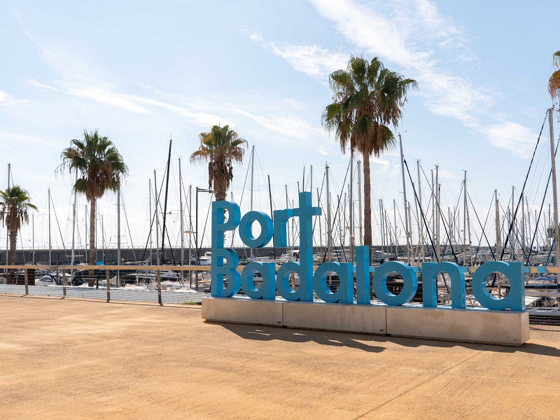 Residencial Marenostrum en Badalona, a 3 km de Barcelona. Foto:  30