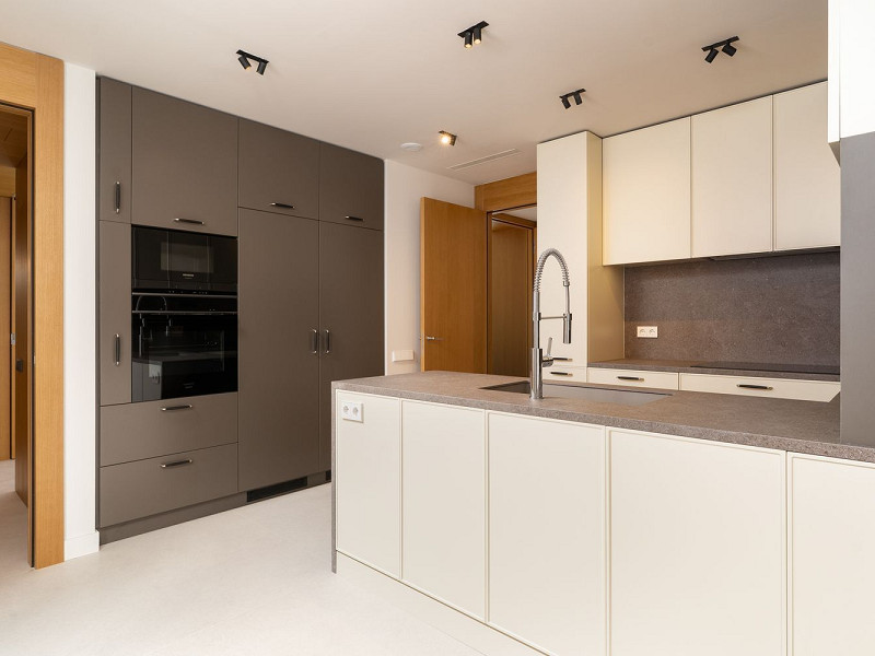 Квартиры в новом жилом комплексе в районе Саррия-Сан-Жерваси, Барселона. Фото:  11