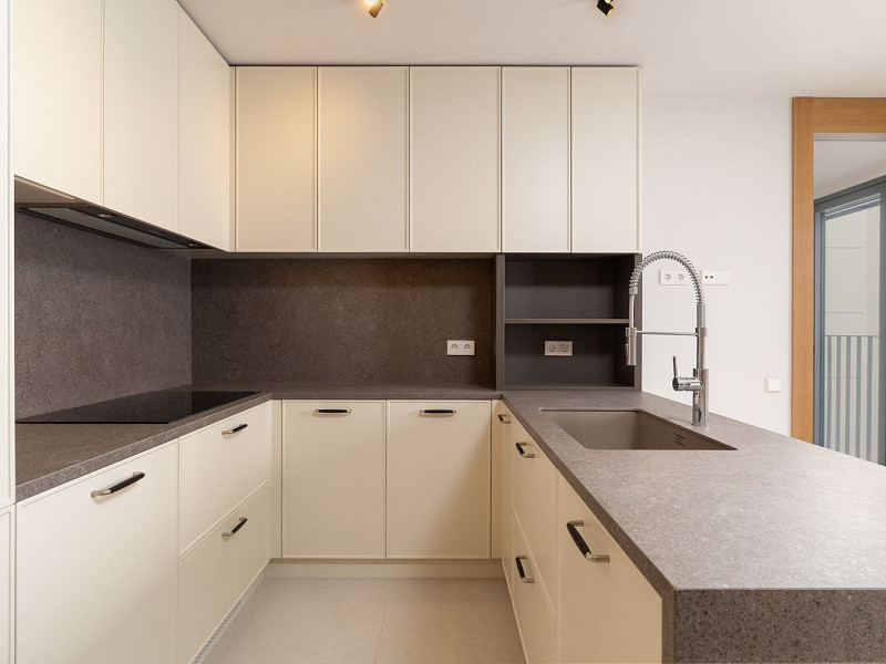 Квартиры в новом жилом комплексе в районе Саррия-Сан-Жерваси, Барселона. Фото:  13