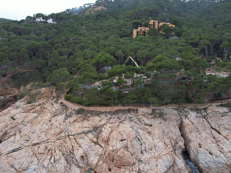 Exclusive plots with bespoke architectural projects on the Costa Brava. Photo:  3