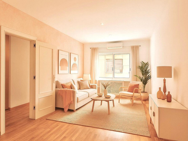 Piso reformado con distribución funcional en Sant Gervasi – La Bonanova, Barcelona