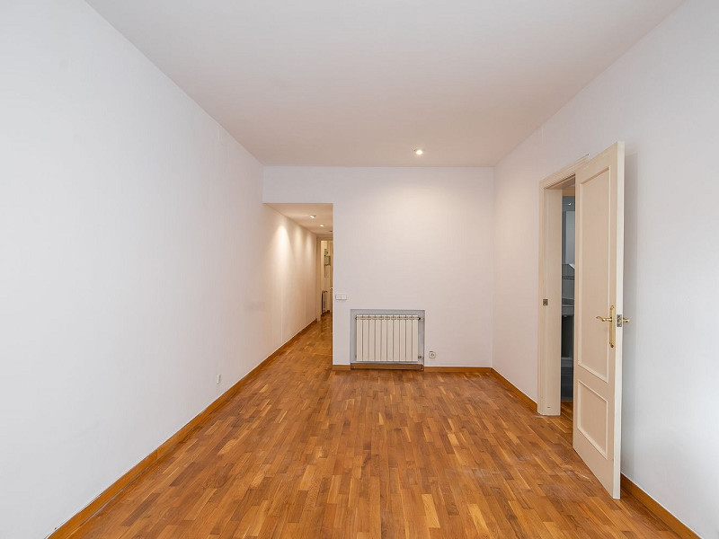 Piso reformado con distribución funcional en Sant Gervasi – La Bonanova, Barcelona. Foto:  6