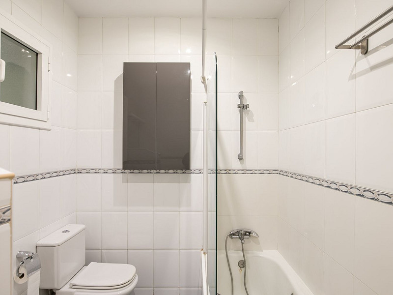 Piso reformado con distribución funcional en Sant Gervasi – La Bonanova, Barcelona. Foto:  14