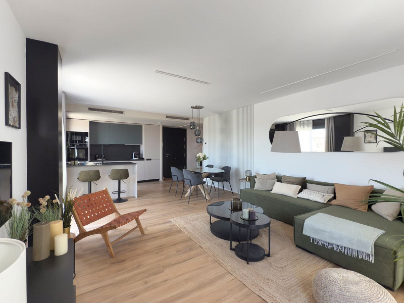 Obra nueva con terrazas, piscina y zonas comunitarias en Sant Boi de Llobregat, Barcelona. Foto:  15