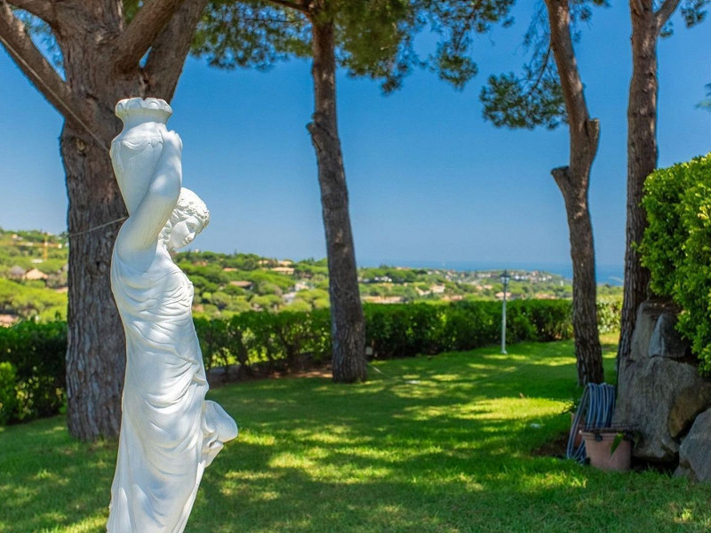 Дом с видом на море и горы в Сант-Андреу-де-Льяванерес, Барселона. Фото:  8
