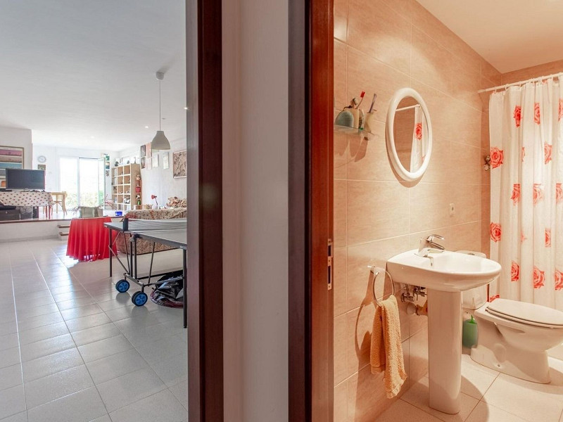 Дом с видом на море и горы в Сант-Андреу-де-Льяванерес, Барселона. Фото:  46