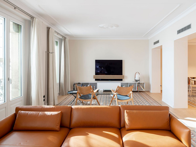 Piso de obra nueva en finca histórica frente al Port Vell, Barcelona. Foto:  9