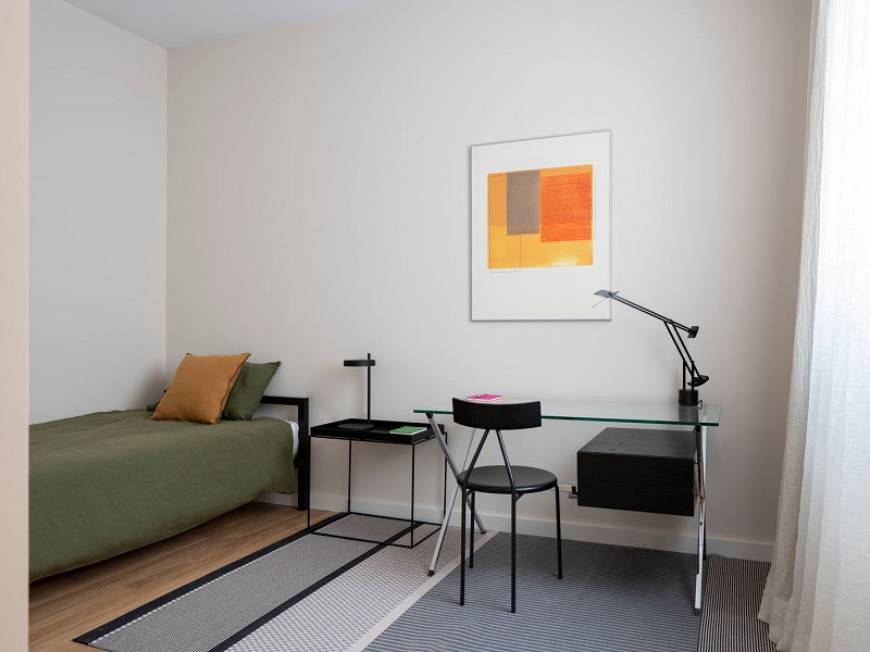 Piso de obra nueva en finca histórica frente al Port Vell, Barcelona. Foto:  25