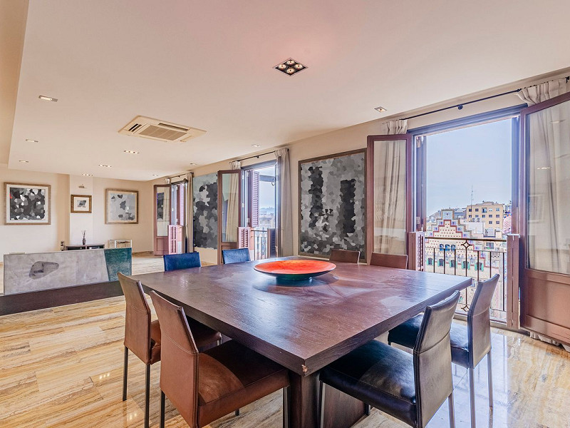 Vivienda con vistas directas a Casa Batlló en el Passeig de Gracia, Barcelona. Foto:  3