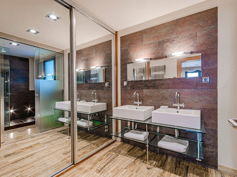 Vivienda con vistas directas a Casa Batlló en el Passeig de Gracia, Barcelona. Foto:  22