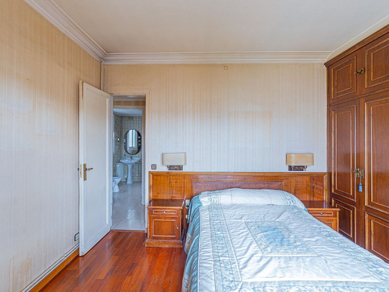 Piso luminoso de carácter clásico en l’Eixample, Barcelona. Foto:  10