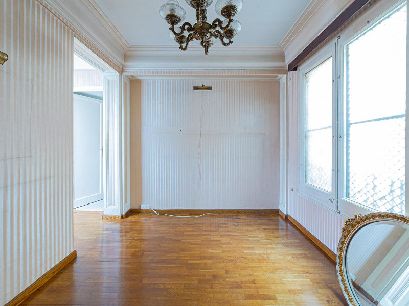 Piso luminoso de carácter clásico en l’Eixample, Barcelona. Foto:  14