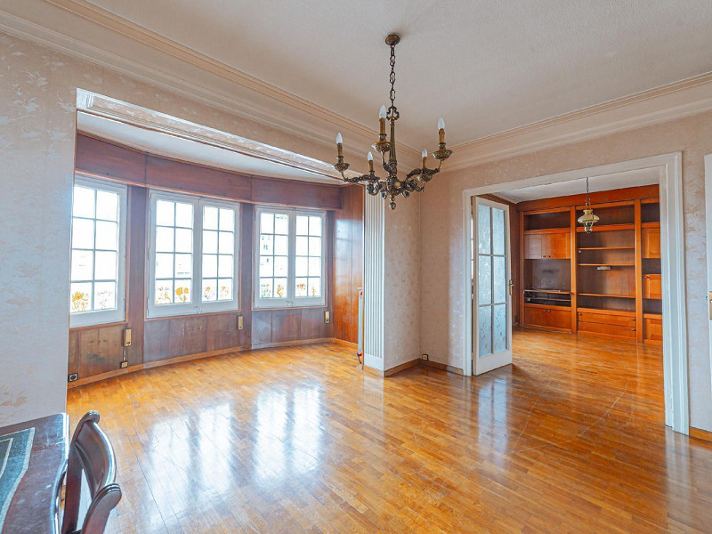 Piso luminoso de carácter clásico en l’Eixample, Barcelona. Foto:  26