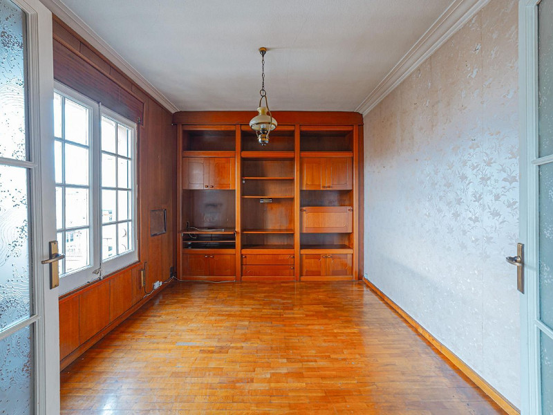 Piso luminoso de carácter clásico en l’Eixample, Barcelona. Foto:  29