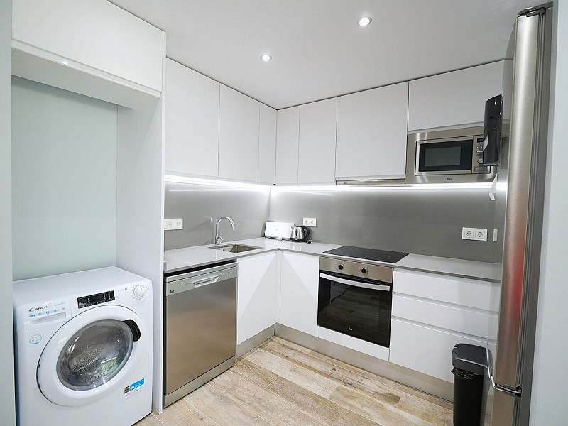 Apartment with Terrace and Wellness Facilities in El Tarter, Canillo. Photo:  12