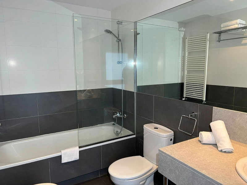 Apartment with Spacious Terrace in a Natural Setting in Ransol, Canillo. Photo:  20