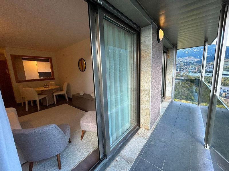 Apartment with Spacious Terrace in a Natural Setting in Ransol, Canillo. Photo:  23