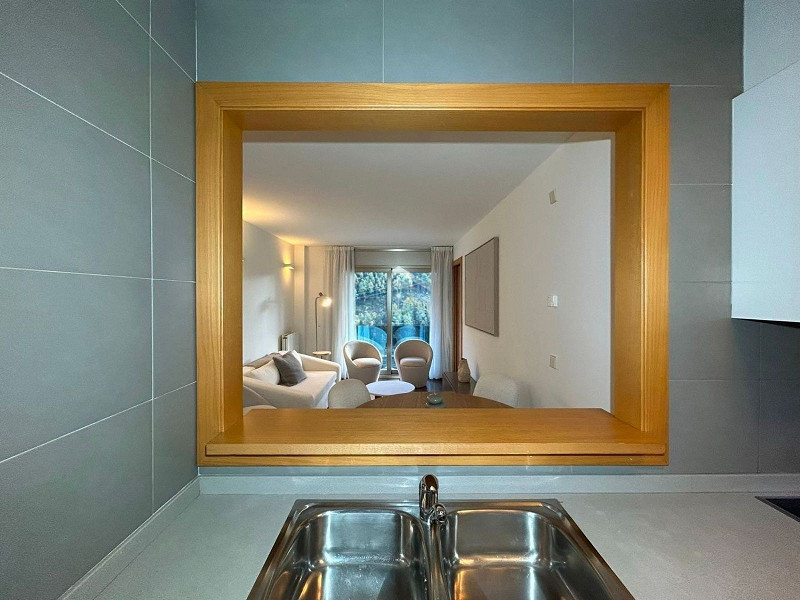 Apartment with Spacious Terrace in a Natural Setting in Ransol, Canillo. Photo:  27