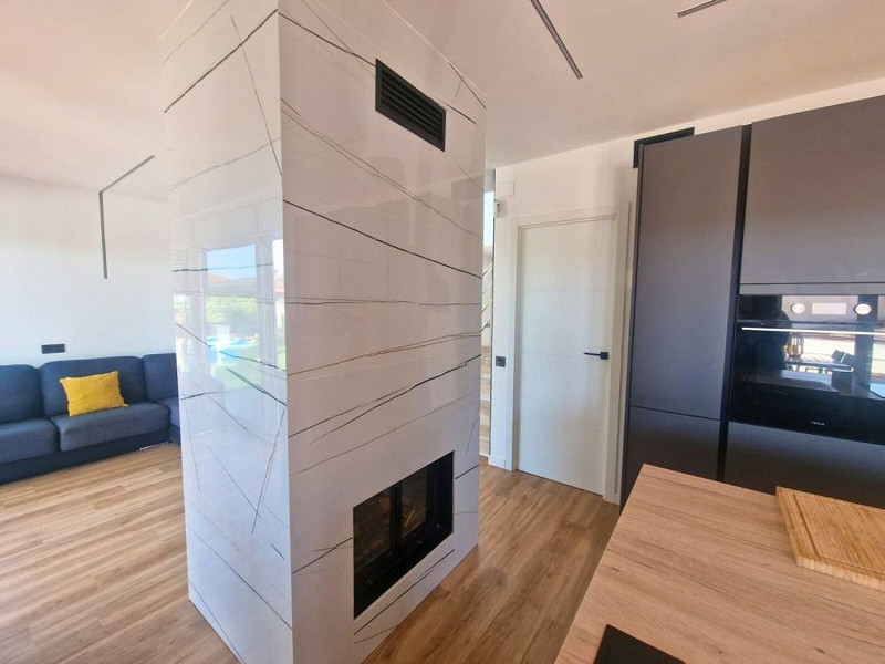 Fully Renovated Single-Level Detached Villa, Energy Self-Sufficient and with Sea Views in Valparaíso, Cunit. Photo:  22