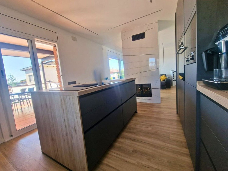 Fully Renovated Single-Level Detached Villa, Energy Self-Sufficient and with Sea Views in Valparaíso, Cunit. Photo:  27