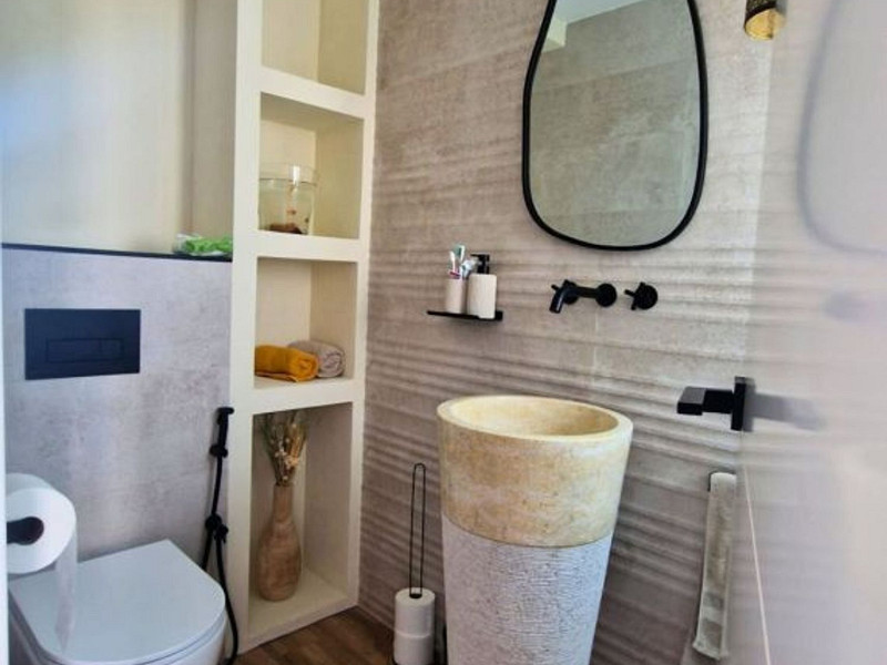 Fully Renovated Single-Level Detached Villa, Energy Self-Sufficient and with Sea Views in Valparaíso, Cunit. Photo:  50