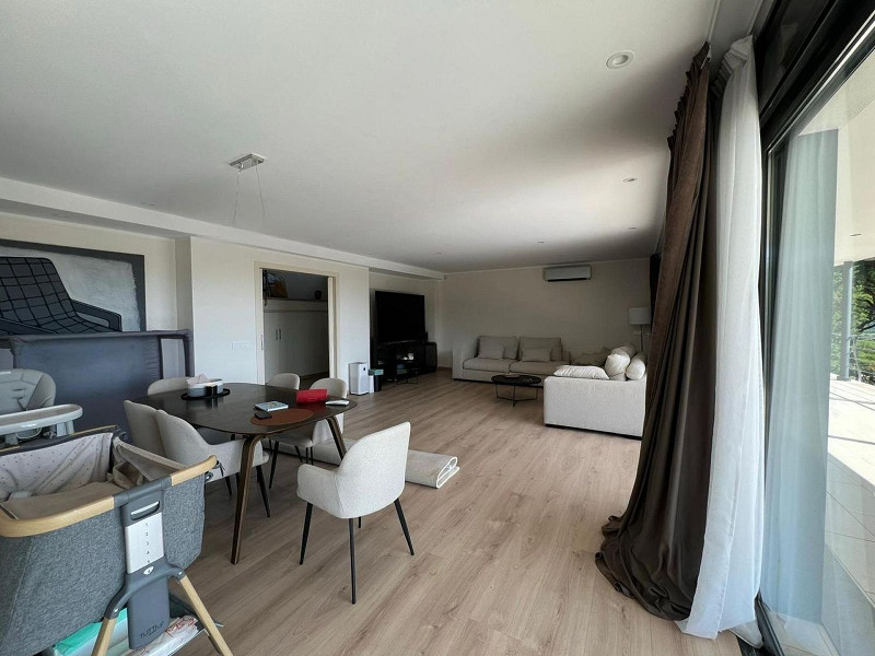 Современный дом с видом на море в Сант-Фелиу-де-Гишольс, Коста-Брава. Фото:  5