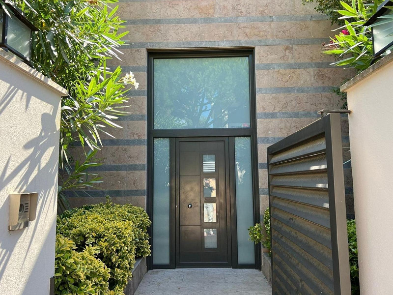 Современный дом с видом на море в Сант-Фелиу-де-Гишольс, Коста-Брава. Фото:  10