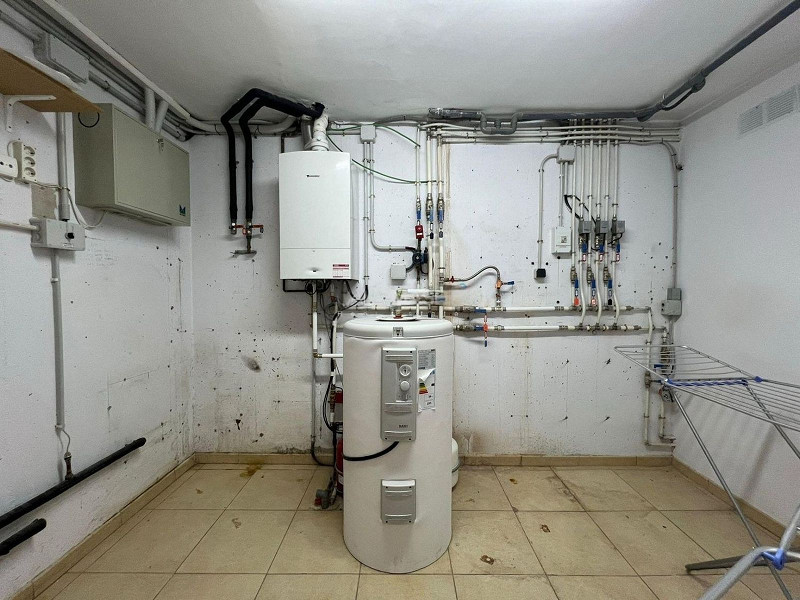 Современный дом с видом на море в Сант-Фелиу-де-Гишольс, Коста-Брава. Фото:  45