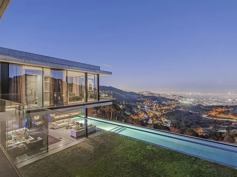 Luxury Villa with Sea Views in Sarria, Barcelona. Photo:  2