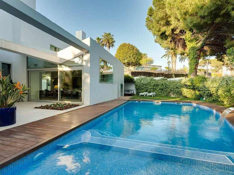 Modern Bright Home with Pool in S’Agaró Vell, Costa Brava. Photo:  9