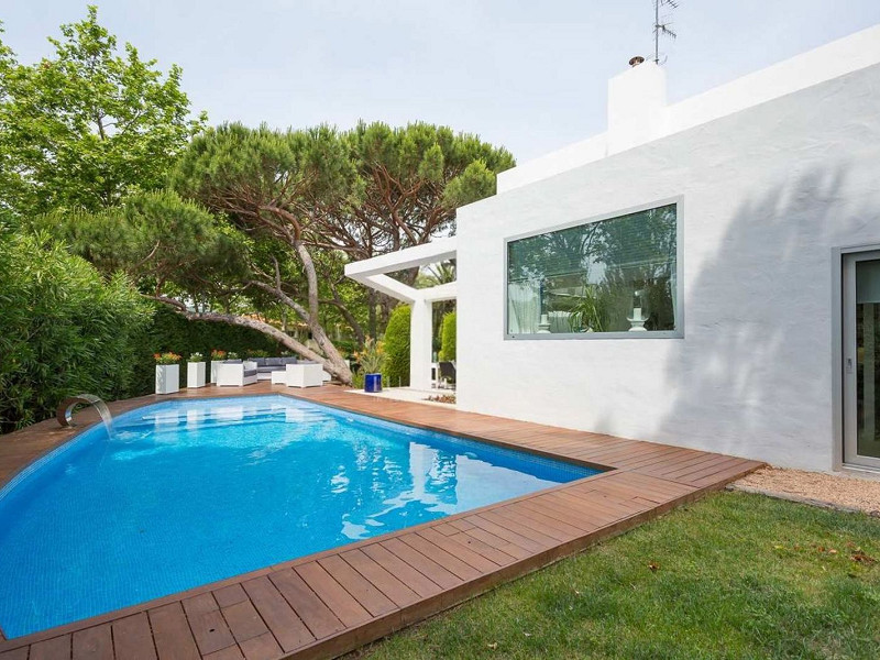 Modern Bright Home with Pool in S’Agaró Vell, Costa Brava. Photo:  10