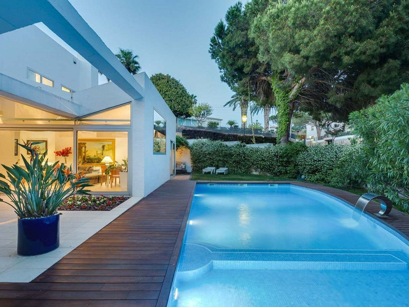 Modern Bright Home with Pool in S’Agaró Vell, Costa Brava. Photo:  35