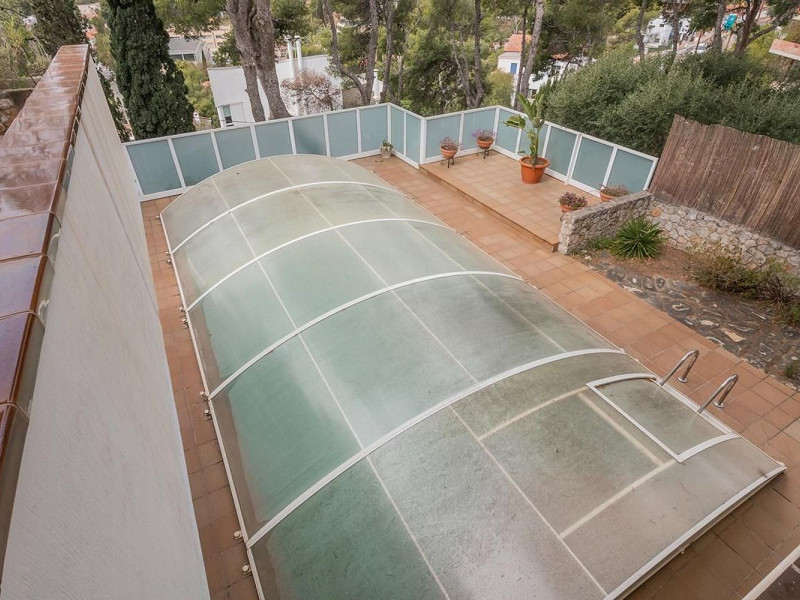 Exclusive villa with sea views and pool in Bellamar, Castelldefels. Photo:  8