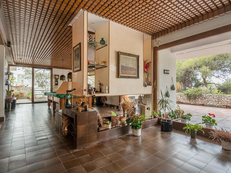 Exclusive villa with sea views and pool in Bellamar, Castelldefels. Photo:  28