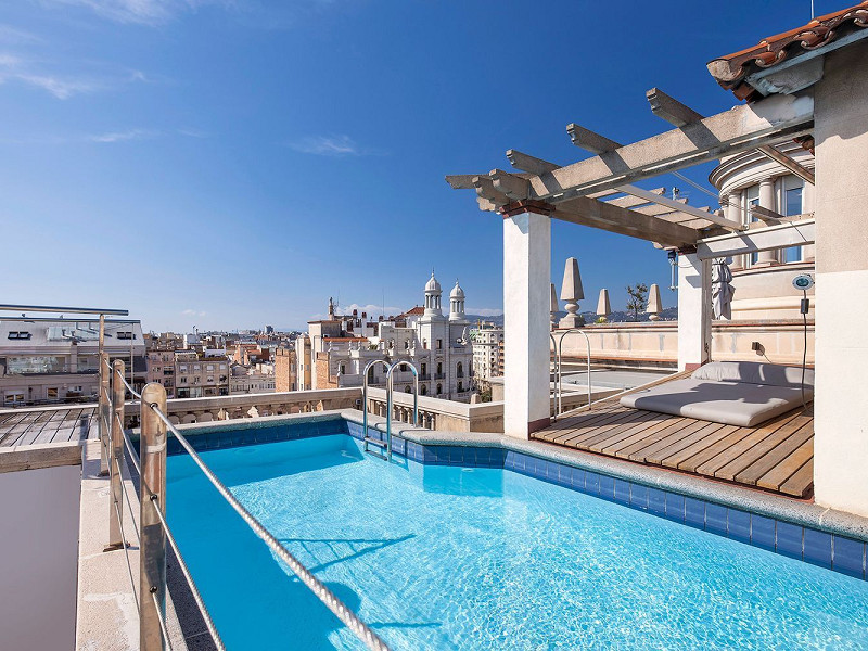 Unique Penthouse with Panoramic Terraces in Eixample, Barcelona. Photo:  4