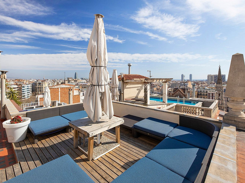 Unique Penthouse with Panoramic Terraces in Eixample, Barcelona. Photo:  11
