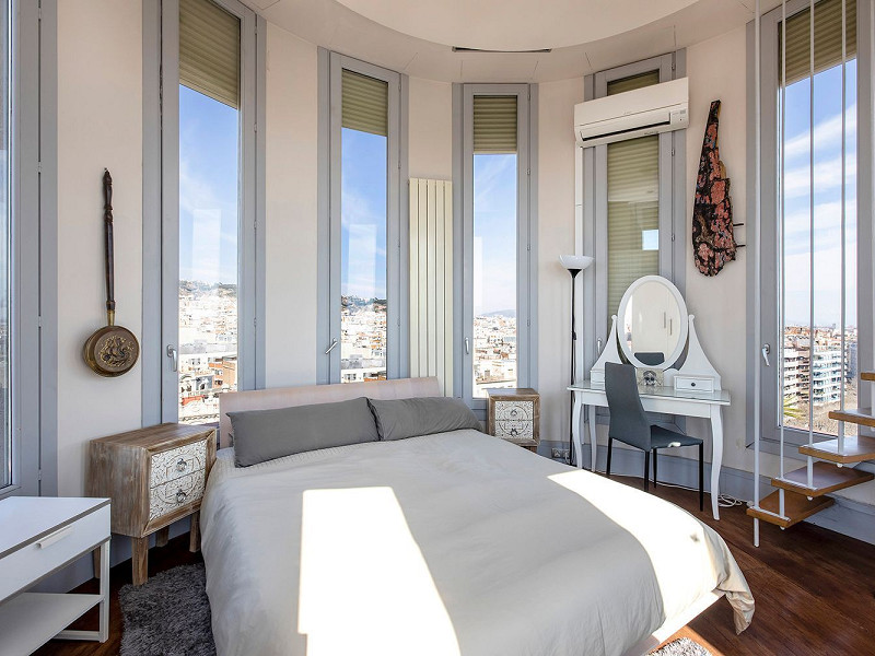 Unique Penthouse with Panoramic Terraces in Eixample, Barcelona. Photo:  14