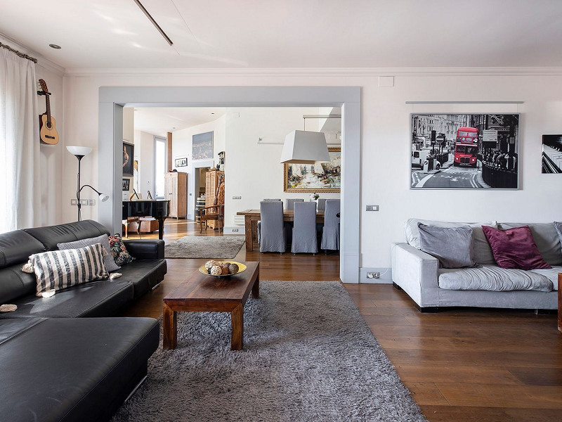 Unique Penthouse with Panoramic Terraces in Eixample, Barcelona. Photo:  22