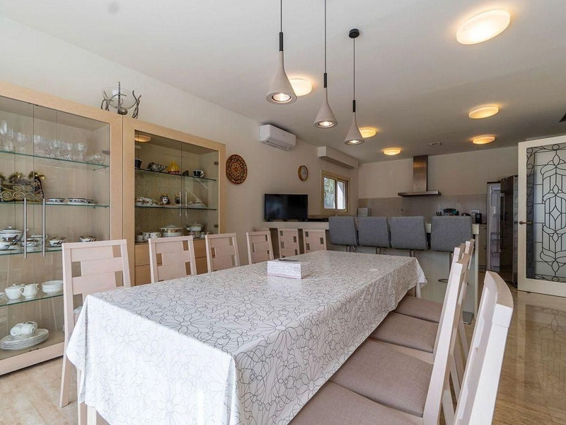 Luxury villa with open sea views in La Gavina, S’Agaró, Costa Brava. Photo:  39