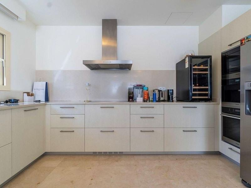 Luxury villa with open sea views in La Gavina, S’Agaró, Costa Brava. Photo:  42