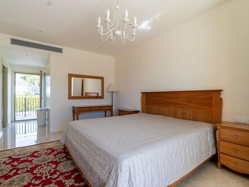 Luxury villa with open sea views in La Gavina, S’Agaró, Costa Brava. Photo:  46