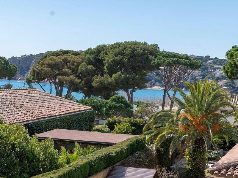 Luxury villa with open sea views in La Gavina, S’Agaró, Costa Brava. Photo:  50