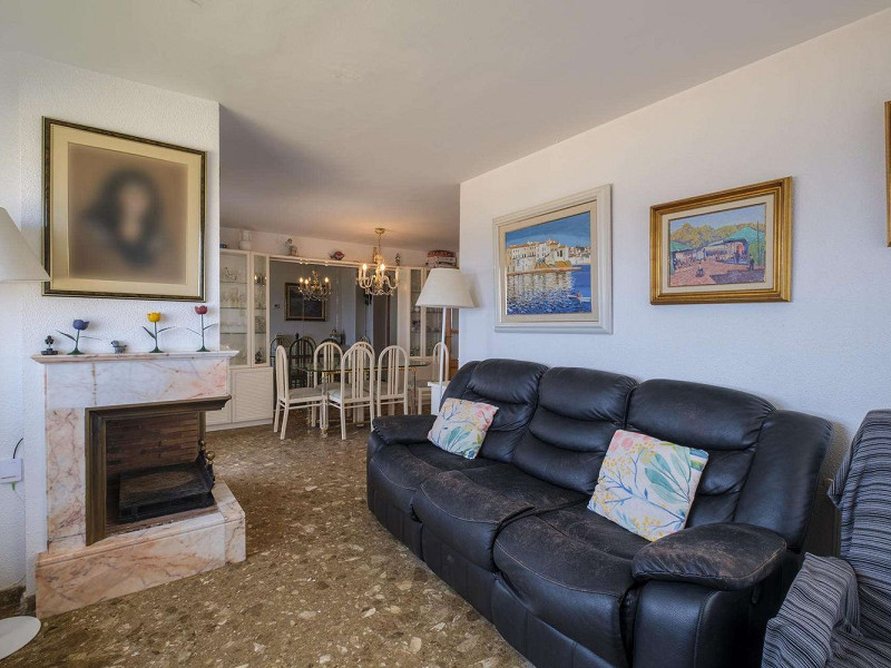 Bright Seafront Apartment in Arenys de Mar, Costa Maresme. Photo:  7