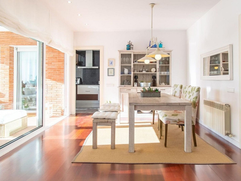 Luxury Single-Storey Home with Pool in Sant Vicenc de Montalt, Barcelona. Photo:  11