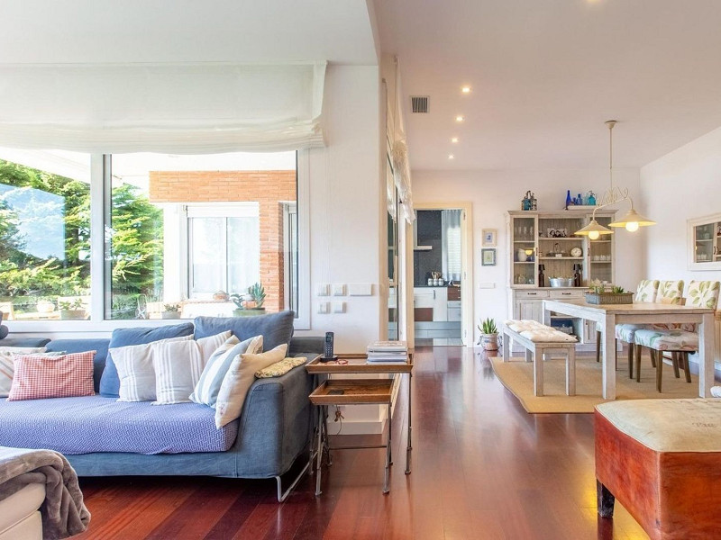 Luxury Single-Storey Home with Pool in Sant Vicenc de Montalt, Barcelona. Photo:  12