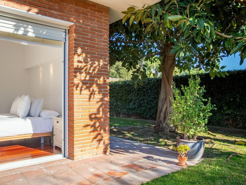Luxury Single-Storey Home with Pool in Sant Vicenc de Montalt, Barcelona. Photo:  36