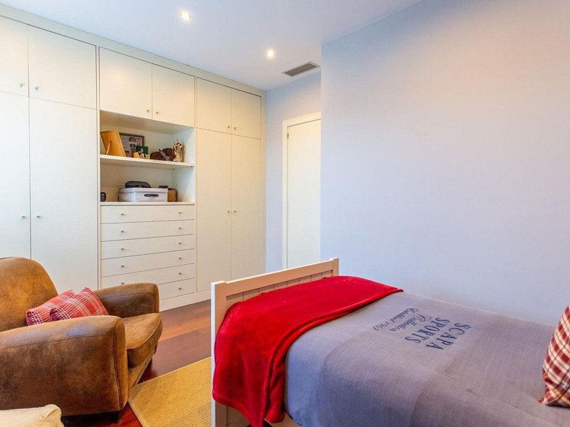 Luxury Single-Storey Home with Pool in Sant Vicenc de Montalt, Barcelona. Photo:  38